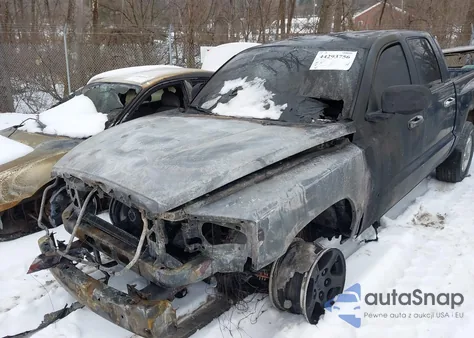 2006 Dodge Dakota Slt z USA, uszkodzony, nr VIN 1D7HW48N56S589607